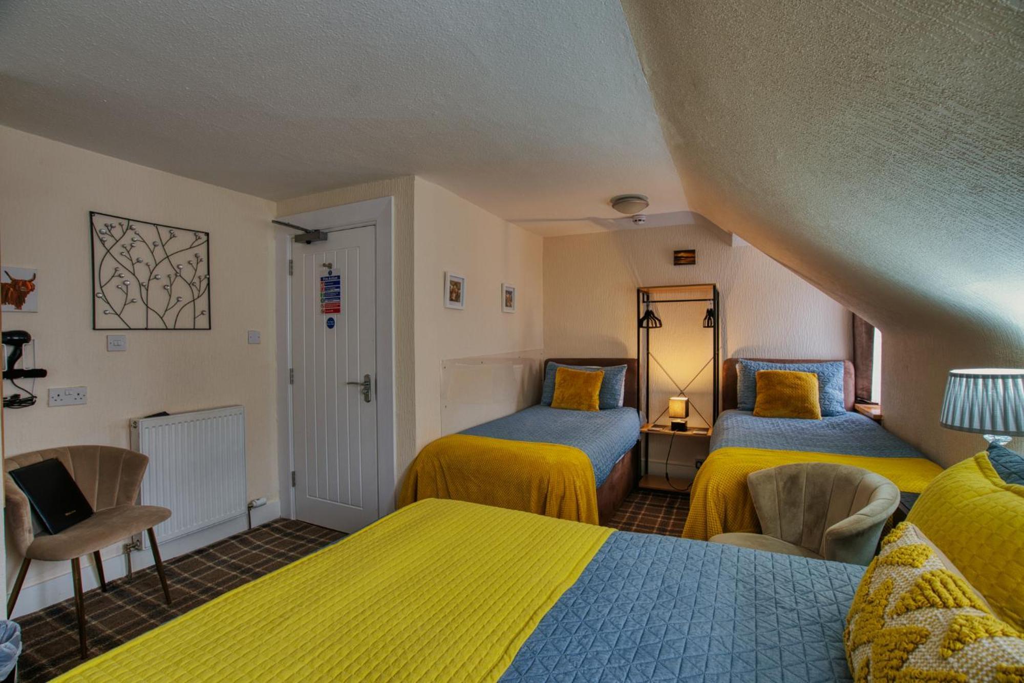 Pitfaranne Guest House Inverness Esterno foto
